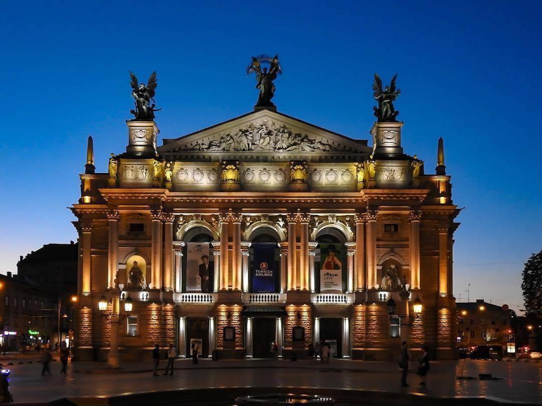 Best Location! Rynok Square, Opera. Lviv Exterior foto