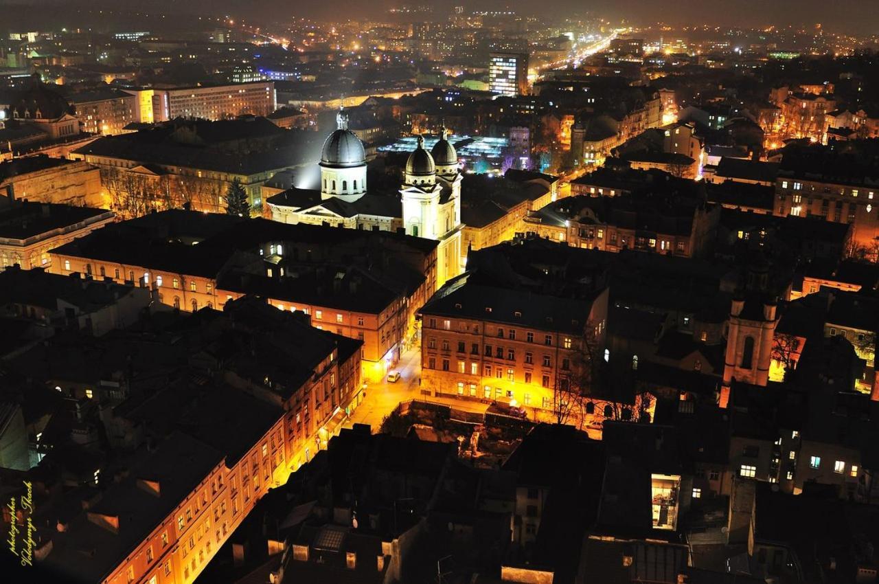 Best Location! Rynok Square, Opera. Lviv Exterior foto